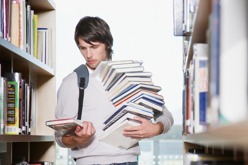 Mit vielen Büchern zu einer Lösung? Akram Vignan als Lösung für inneren Frieden!